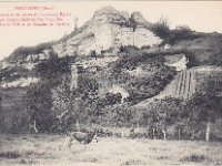 Butte de Chteauneuf et vestiges de la sacristie troglodyte de la Chapelle Saint-Martin